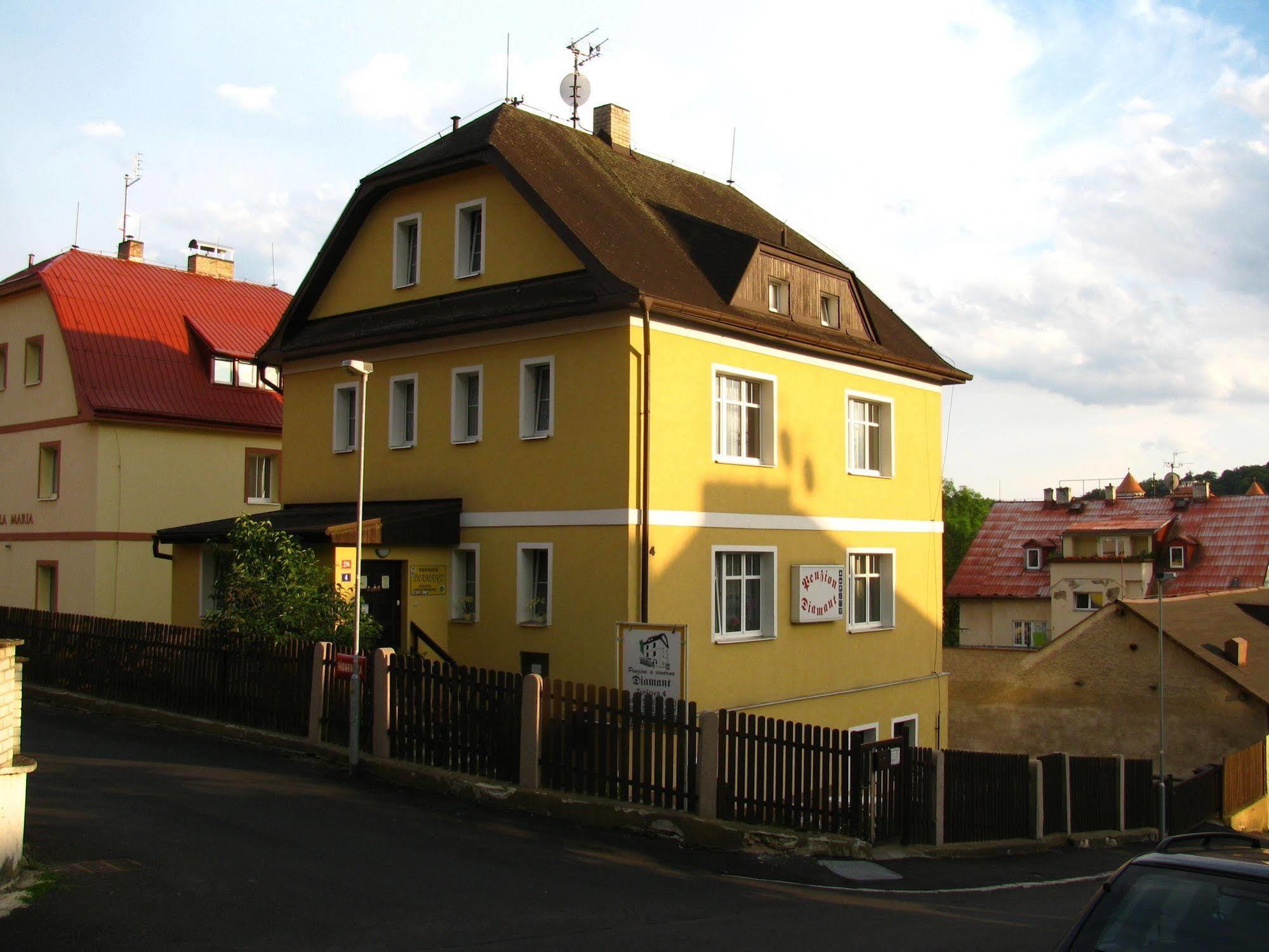 Hotel Diamant Karlowe Wary Zewnętrze zdjęcie