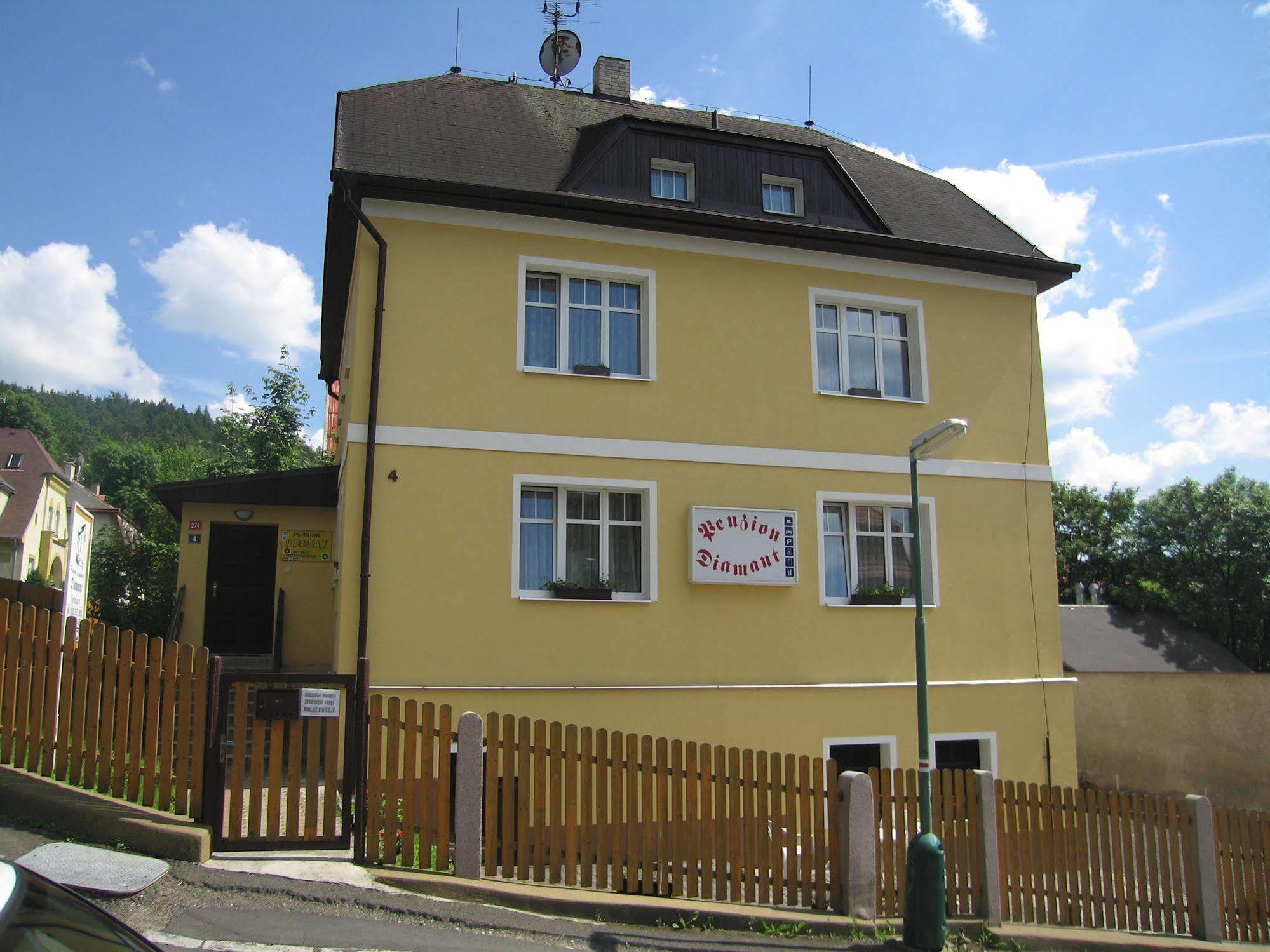 Hotel Diamant Karlowe Wary Zewnętrze zdjęcie